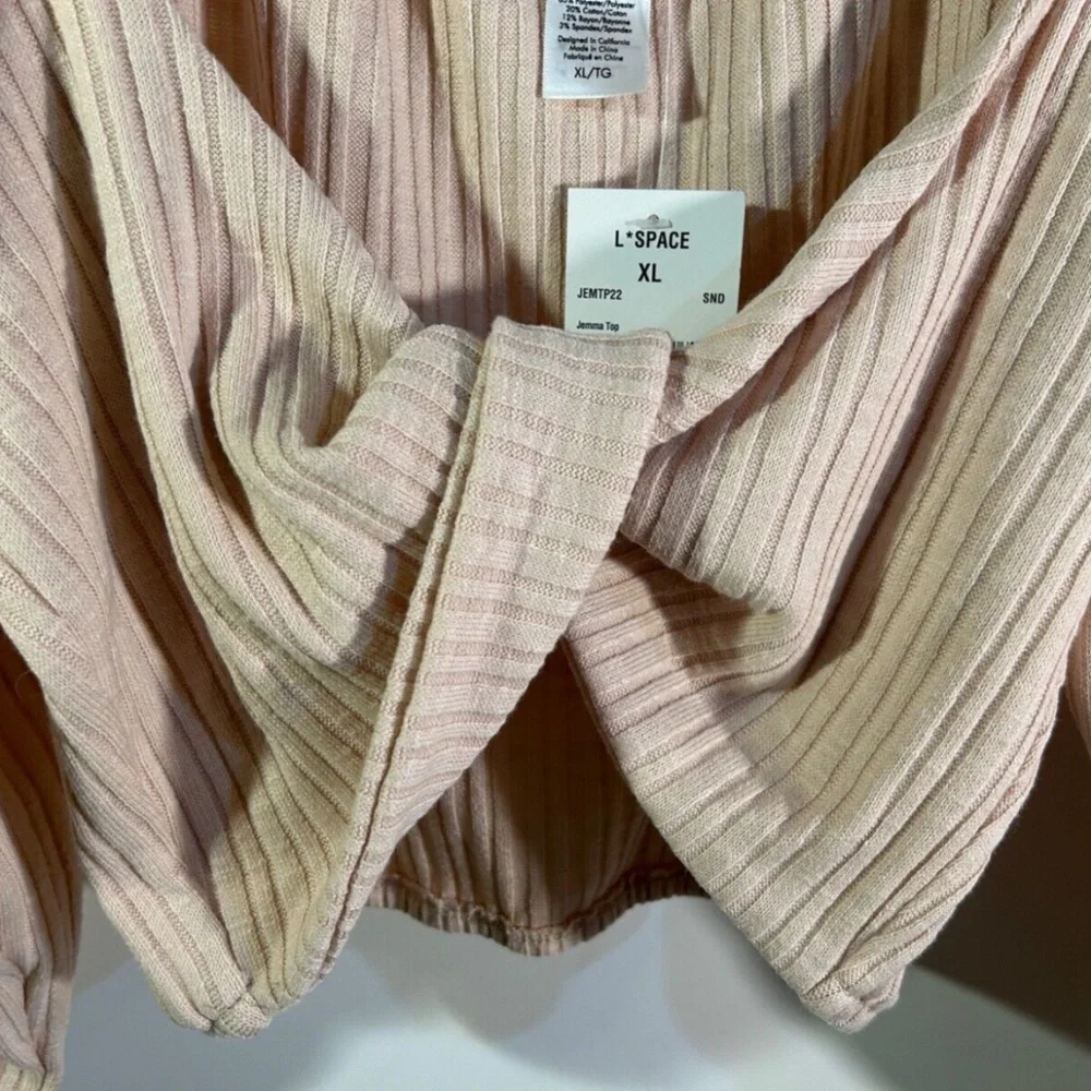 L*Space Jemma Top Twist Front Ribbed Crop Top Sand Size XL - NWT